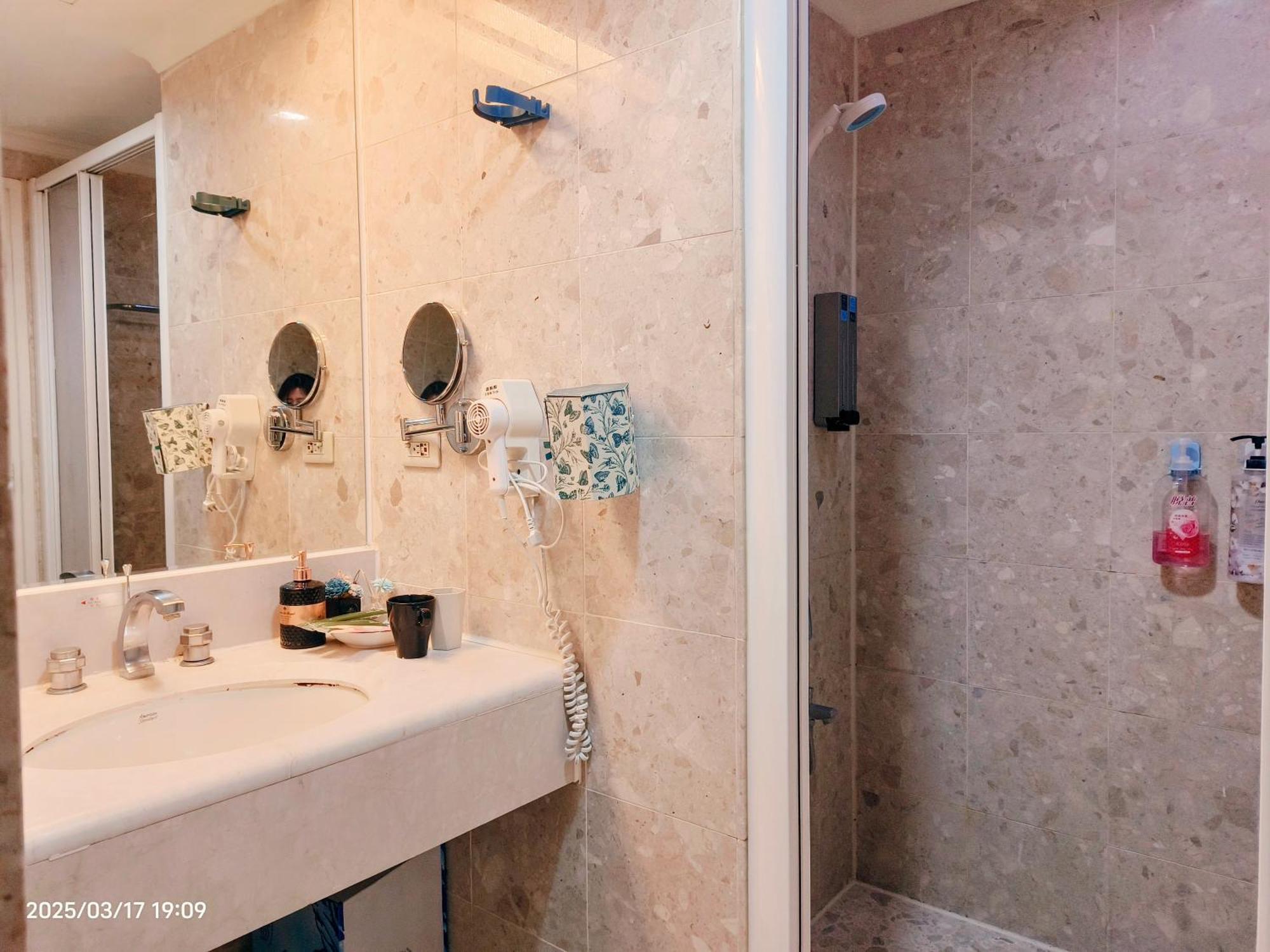 Niwill Homestay Taichung Exterior foto